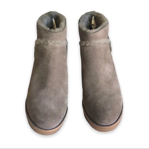 NEW! UGGS bootie boots shoes - Picture 7 of 9